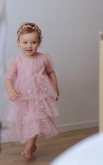 A delicate pink dress with flared tulle sleeves, pink, 110