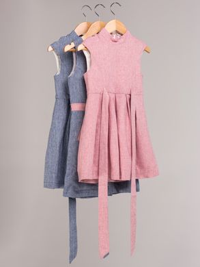 Pink tweed dress with a bow at the back for a girl/1