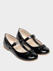 Black leather ballet shoes with a bow