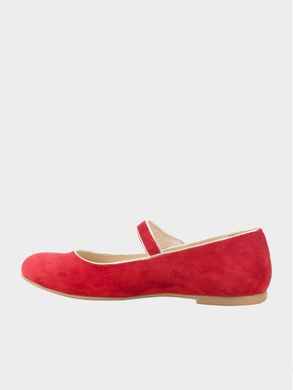 Suede red ballet shoes