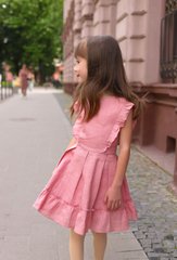 Сукня лляна рожева з бантом ззаду і рюшами на плечах і знизу для дівчинки