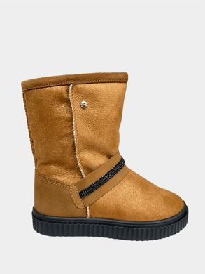 Ocher winter Ugg boots