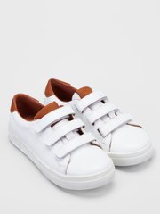 White leather sneakers with brown inserts