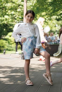 Linen blue shorts in hydrangea print for a girl, navy blue, 116