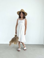 White cotton dress with an inflated belt