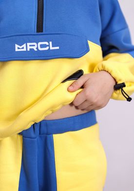 Universal blue MRCL pants with yellow pockets
