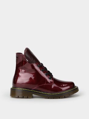 Burgundy winter boots with patent leather on fur